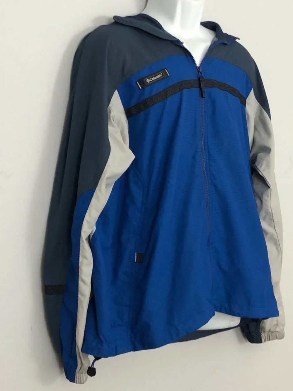 Columbia Packable Windbreaker Jacket Blue Gray Mens L Vented Hooded Gorpcore